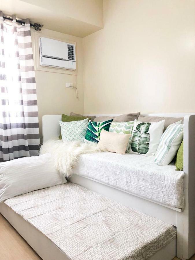 Nice Corner Ayala 1 Bedroom Condo At Heart Of Davao City With Hi Speed Wi Fi Internet Exterior photo